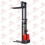 Фото 21 - Самоходный Штабелер AX-1610 OXLIFT 1,6 м 1000 кг.
